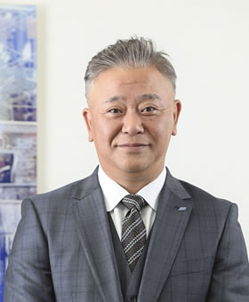 代表取締役　新田正義
